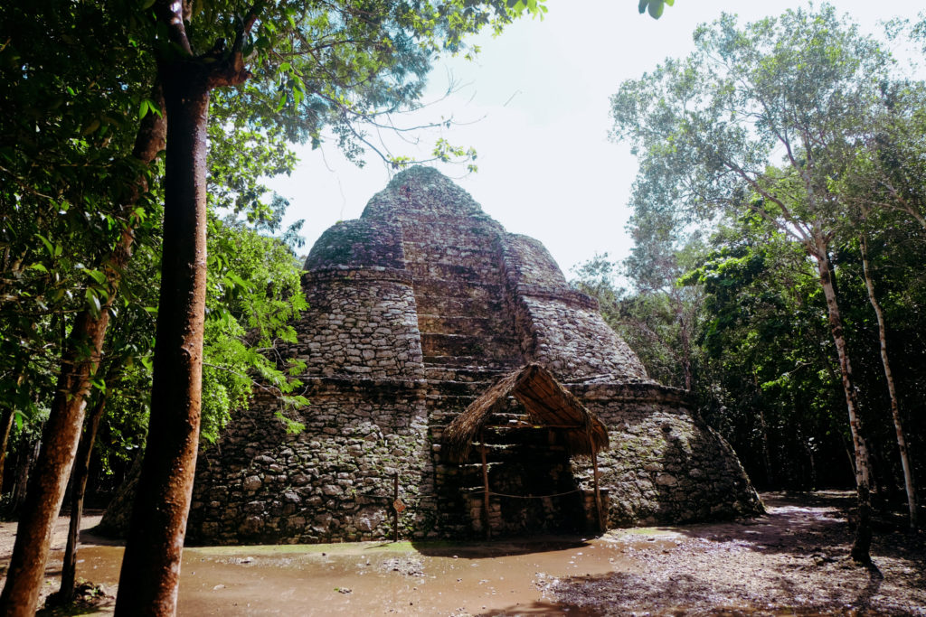 Cobá - Maya-Ruinen im Dschungel von Yucatán