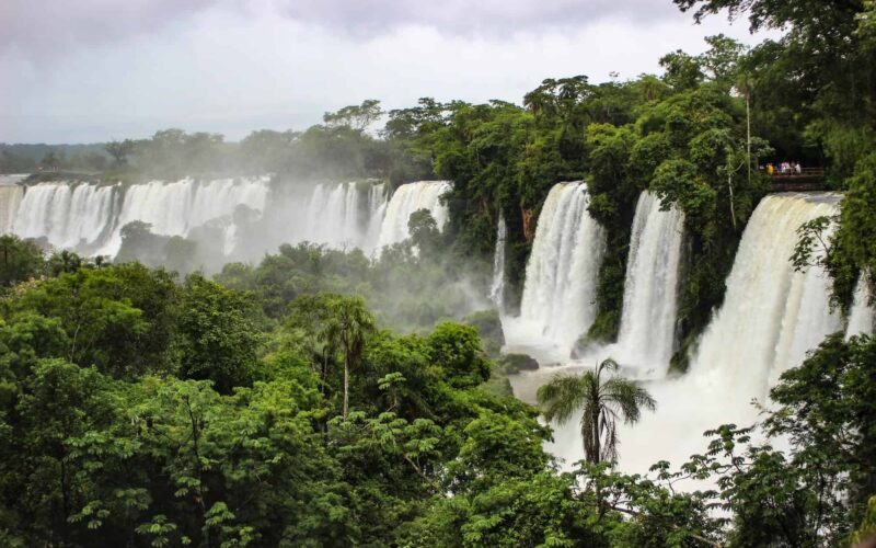 Iguazu-Wasserfälle in Argentinien & Brasilien: Die besten Tipps zum Besuch 3